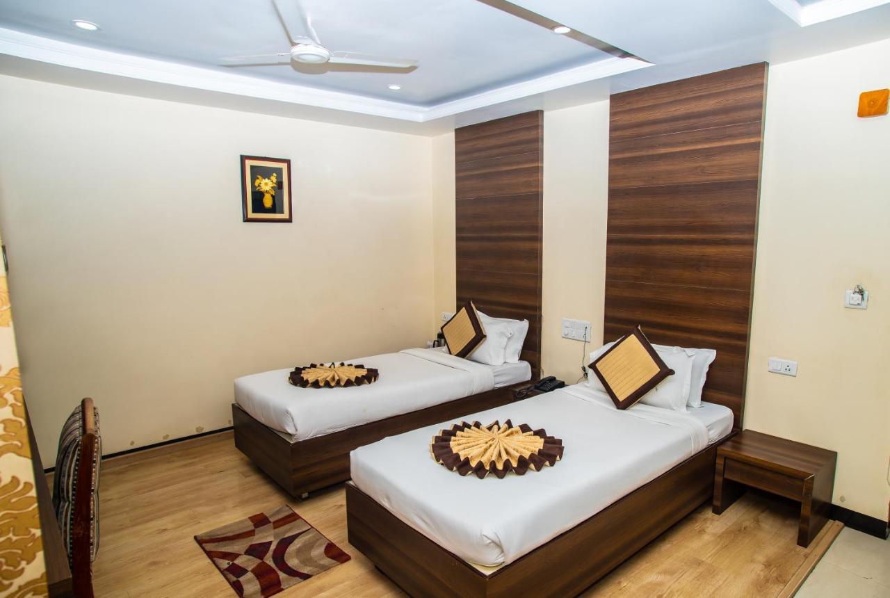 Hotel Simran Rāipur Exterior foto